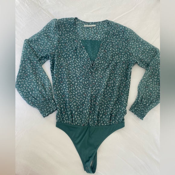 Abercrombie & Fitch Floral Blouse Bodysuit - Picture 2 of 3
